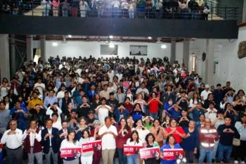 Con Becas Quetzalcóatl, Tonantzin Fernández apuesta por el futuro de la juventud