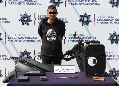 Detuvieron Fuerzas Municipales de Puebla a persona por robo a casa habitación