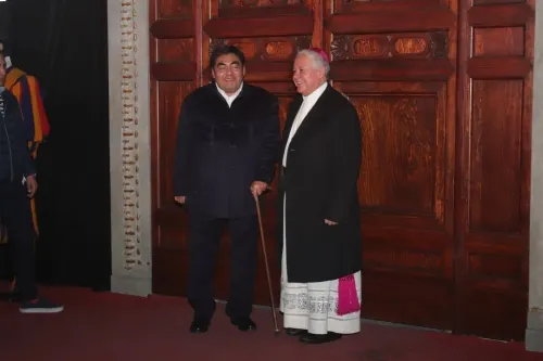 Gobernador y Arzobispo cierran puertas de la réplica de la Capilla Sixtina
