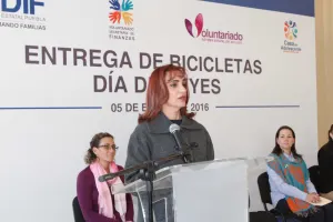 Celebra SEDIF Día de Reyes en Casa del Adolescente