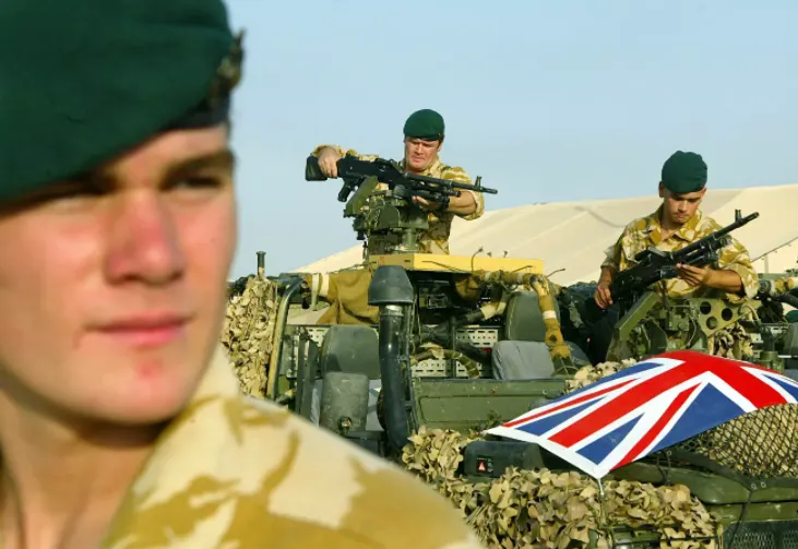 soldados británicos