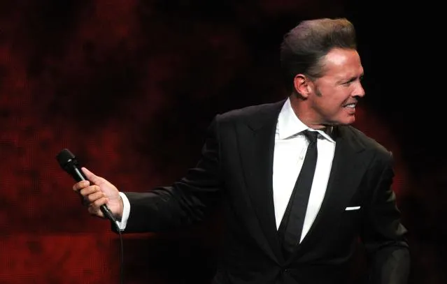Aseguran que Luis Miguel rompió su compromiso con Paloma Cuevas