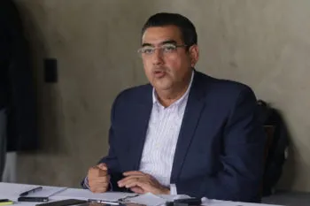 Ventilan pasado morenovallista de Sergio Salomón, por discusión del DAP entre morenistas