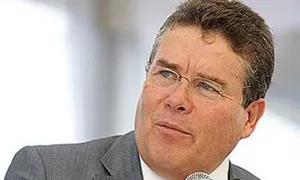 Nuevo líder del SNTE marca distancia de Elba Esther Gordillo