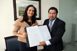Encabeza Liliana Ortiz firma de acta de Asociación Civil Ciudades Amigas de la Infancia