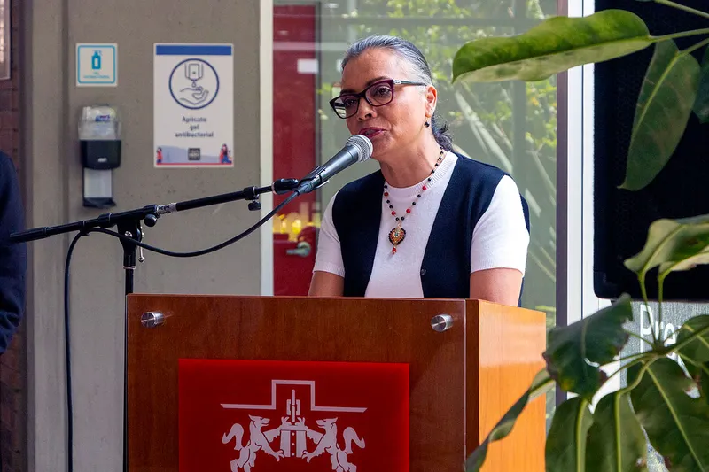 monica-ayala-flores