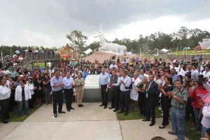 RMV inaugura rehabilitación del parque Flor del Bosque