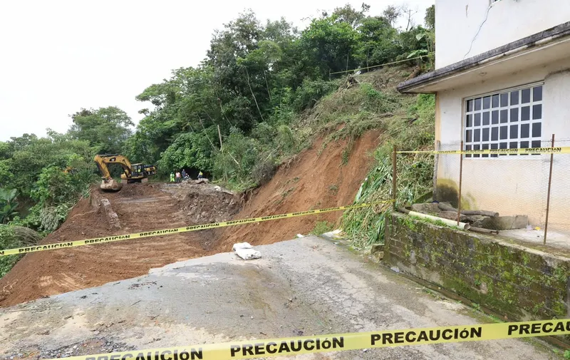 Sierra Norte de Puebla: atienden siete de 15 puntos afectados por lluvias