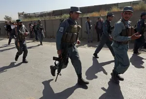 Fuerzas afganas frustran asalto terrorista en Kabul; cinco muertos