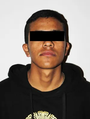 Aprehenden a sujeto por robo a establecimiento comercial