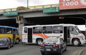 Manifestaciones contra RUTA llegan hasta la 11 Sur; bloquean la 105 Poniente