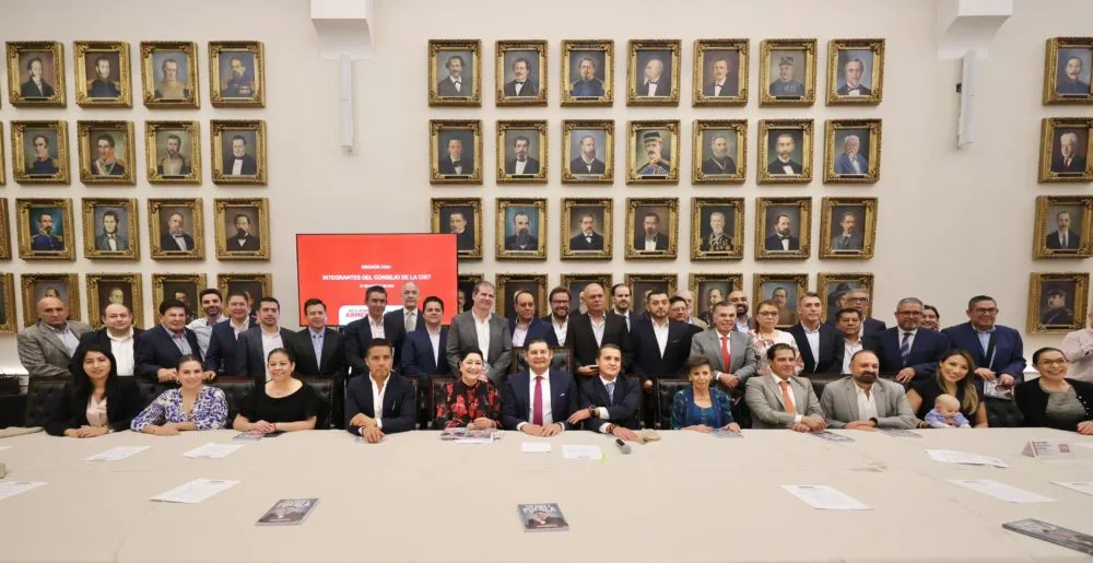 Alejandro Armenta refuerza alianza con medios de comunicación en Puebla