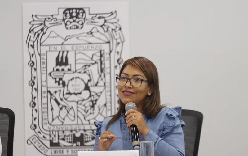 leonela-jazmin-martinez-ayala