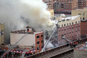 Vuelos diferidos de AA repatriarán cuerpos de poblanas fallecidas en NY