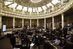 Peña Hidalgo va por la eliminación del fuero para gobernador y diputados