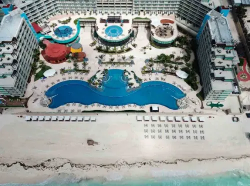 Tras meses cerradas, playas de Cancún abrirán el 7 de septiembre