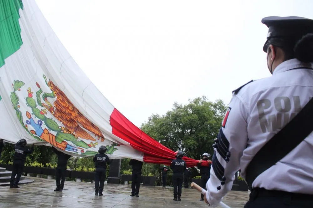 Bandera monumental