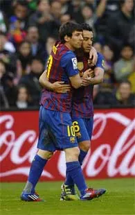 Messi anota doblete en la victoria cómoda del Barsa