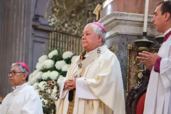 Arzobispo de Puebla ora por víctimas de violencia y pide justicia por maestro asesinado