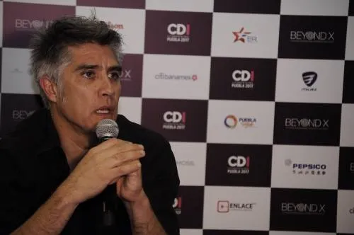 70-80 metros cuadrados como mínimo necesarios para vivir confortablemente: Alejandro Aravena
