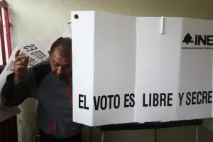 En calma, transcurre elección en el distrito VI