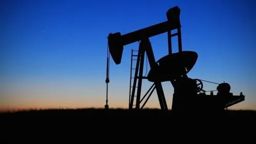 Prevén incremento en el precio del petróleo