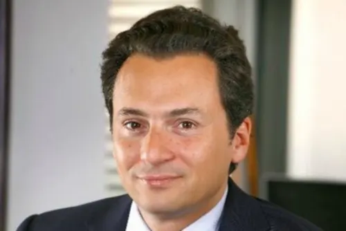 Juez ordena desbloquear cuenta bancaria de Emilio Lozoya