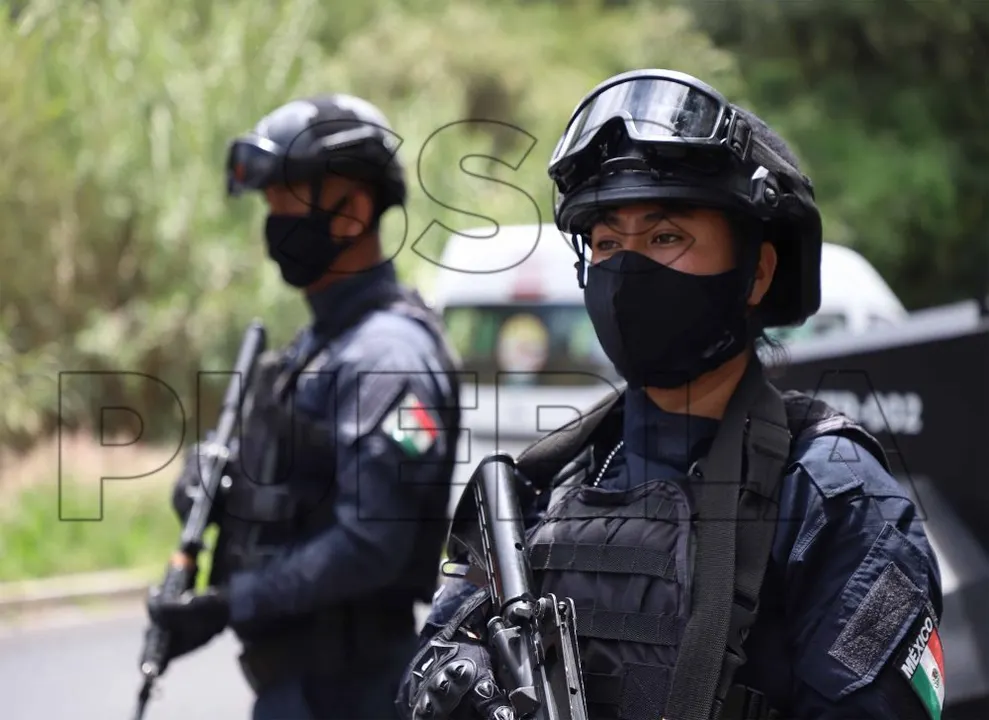 Anunció policía municipal de Puebla la detención de más de un centenar de personas