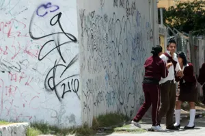 Vándalos grafitean Centro de Innovación y Diseño Estratégico Aplicado