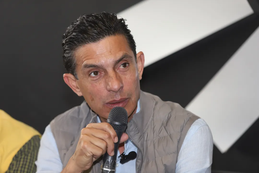 Carlos Martínez Amador