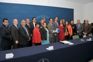 BUAP entrega inmuebles en comodato a sus sindicatos