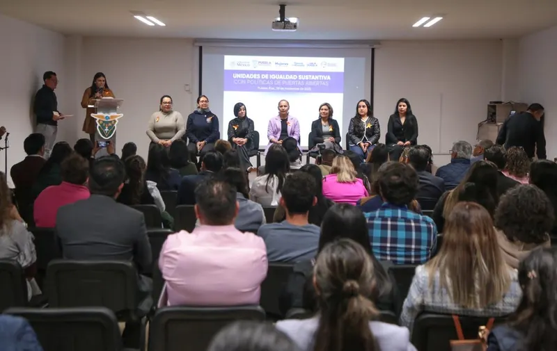 Gobierno de Puebla toma protesta a integrantes de las Unidades de Igualdad Sustantiva