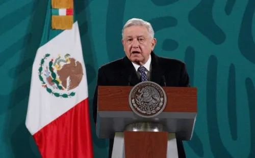 AMLO pide abrir escuelas en Campeche y Chiapas; maestros podrían recibir vacuna