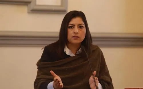 La sacudida que no vendrá en el gabinete de Claudia Rivera
