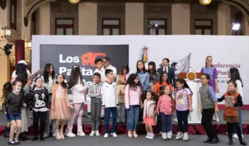 Gobierno federal inicia entrega de becas Rita Cetina a 9.9 millones de alumnos de primaria