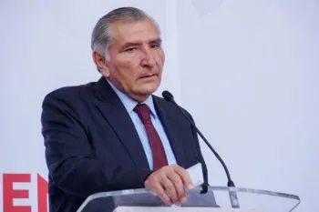 Ahora sí, Adán Augusto López toca la puerta de Barbosa y del congreso