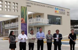 Inaugura Moreno Valle Centro de Educación a Distancia en Libres