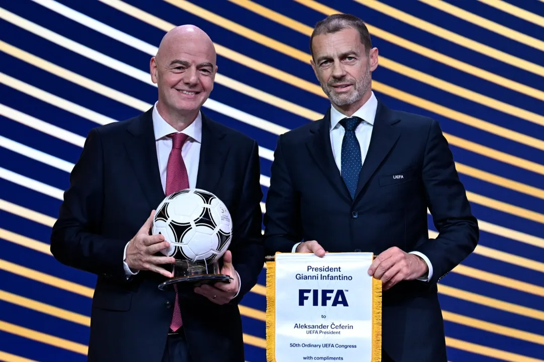 Gianni Infantino y Aleksander Čeferin