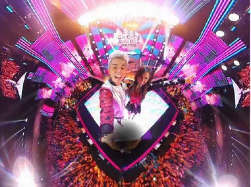 Mario Bautista participa en los Kids’ Choice Awards