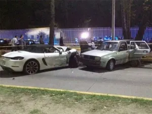 FGE investiga a conductor de Porsche por choque