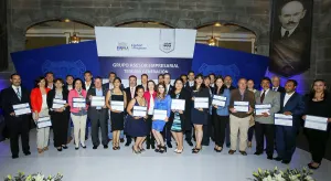 Encabeza Luis Banck graduación del Grupo Asesor Empresarial