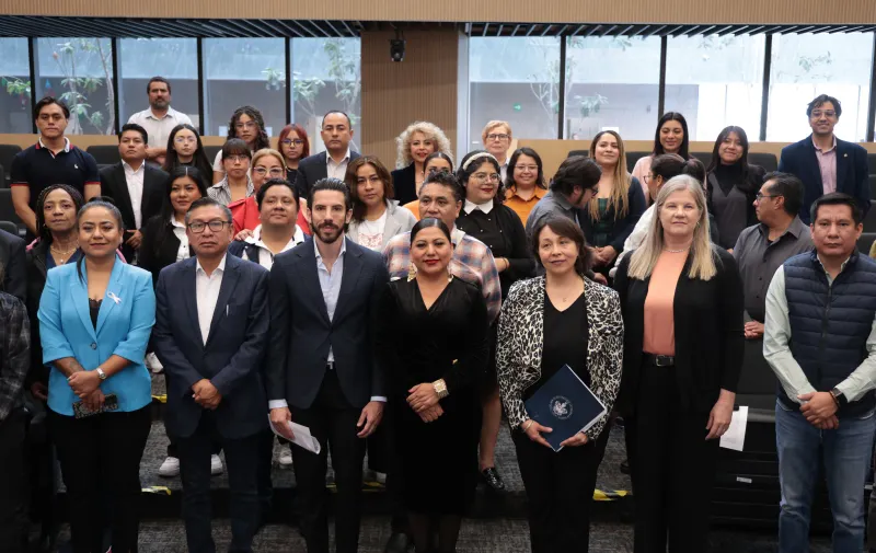 Presentan en el Congreso el libro “La movilidad humana en Puebla: experiencias vividas, políticas y posibilidades para el futuro”