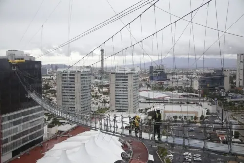 Adrenalina y una gran vista en el puente de La Quinta y Wyndham