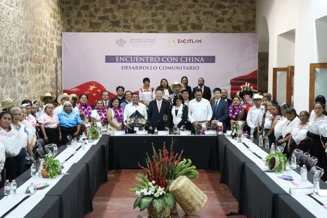 Congreso Pue Embajador China Zacatlan