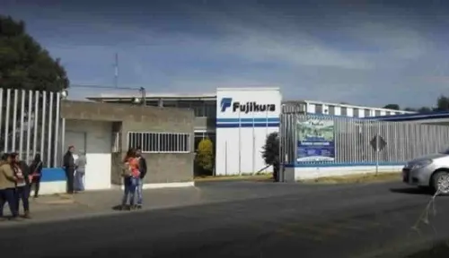 Roban cajeros Banamex en Fujikura de Canoa