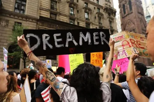 Unos 64,000 dreamers pidieron renovar DACA desde que Trump anunció su fin