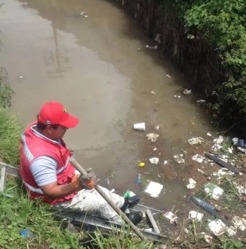 Cuautlancingo realiza trabajos de limpieza para evitar inundaciones por temporada de lluvias