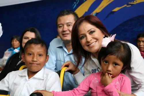 Dinorah López de Gali amplía las oportunidades de desarrollo de las familias poblanas