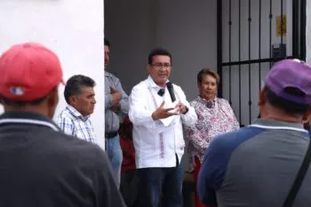 Impulsa el diputado Pável Gaspar diálogo con productores de flores para fortalecer al sector