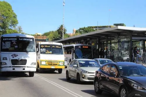 No hay condiciones económicas para el alza del pasaje en Puebla: Albizuri Moret